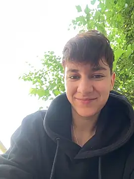 JessyAdoryx online show from June 3, 11:33 am