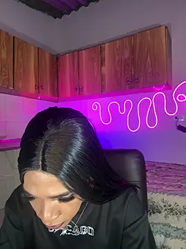 violeta E  online show from June 13, 5:49 am