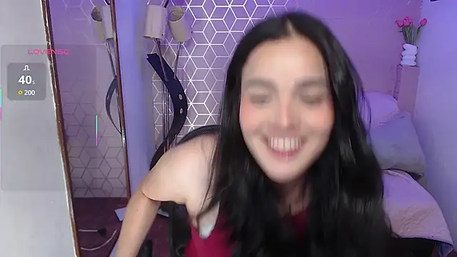 Victoria Pivet online show from May 29, 1:42 pm