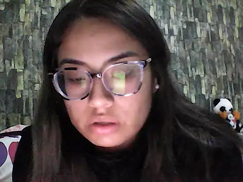 BabyCinnamon1 online show from June 23, 1:36 am