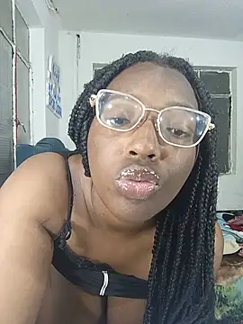 softlatinax online show from May 23, 1:59 am