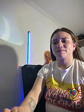 Sami ferrer online show from June 24, 5:28 am