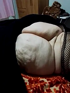 MegaAssMature online show from June 26, 6:58 am