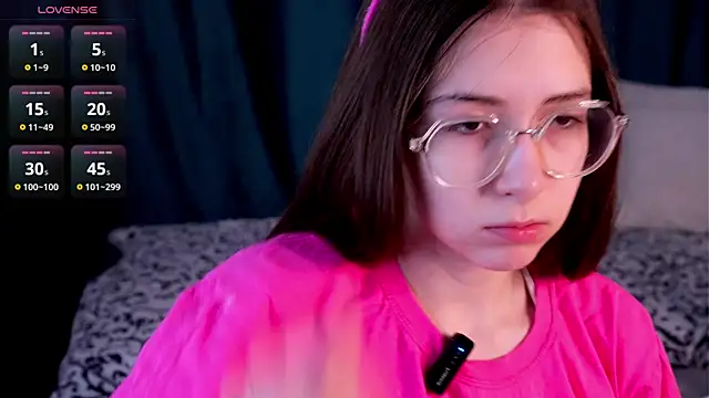 KatieAstol online show from June 28, 1:12 am