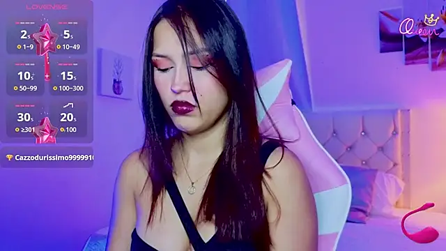naomifire  online show from June 6, 1:17 pm