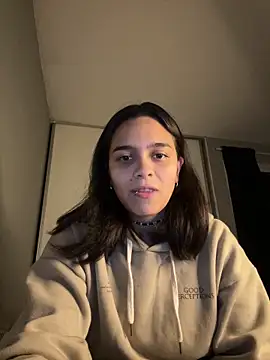 delilahraebaby online show from June 3, 3:51 am