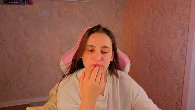 Elizabet Colllins online show from June 30, 1:38 am