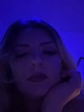 sofivibe online show from May 19, 10:06 pm