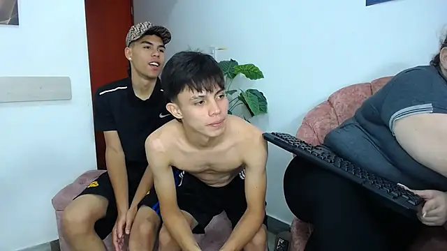 Mercilessly SEXPERVER online show from June 7, 8:59 pm