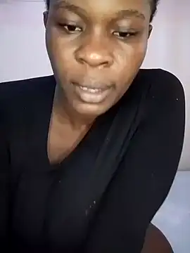 curvyperry online show from June 14, 8:04 am