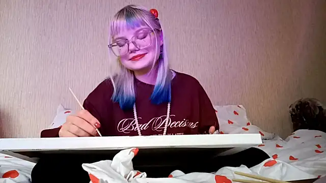 Lina lower online show from May 27, 2:36 pm