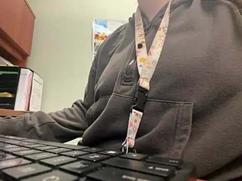 alyssabbygirll online show from July 6, 12:43 pm
