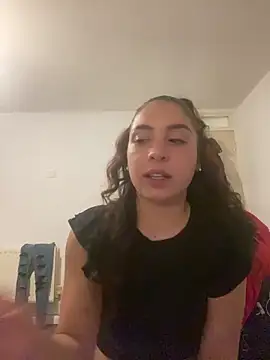naomiiii55 online show from June 5, 12:04 am
