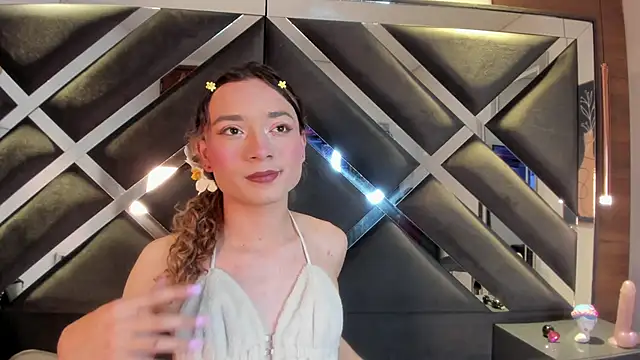 SeleneValmont online show from June 16, 5:58 pm
