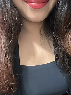 Yours riya11 online show from July 12, 8:42 pm