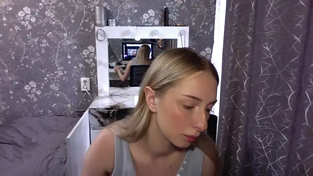 JennaLomeri online show from June 12, 12:02 pm