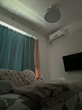 Xiao Mao meow online show from June 13, 3:04 am