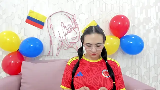 Lunna Ferrer online show from June 27, 12:44 pm