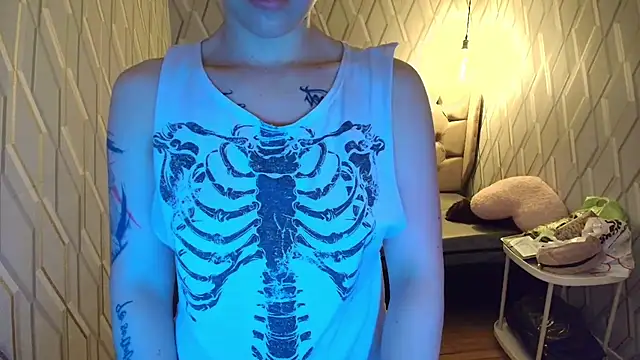 JeannMarie online show from July 11, 8:36 am