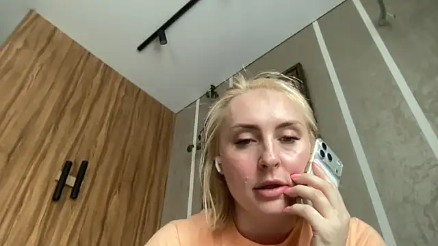 RitaVinyl online show from June 2, 8:48 am