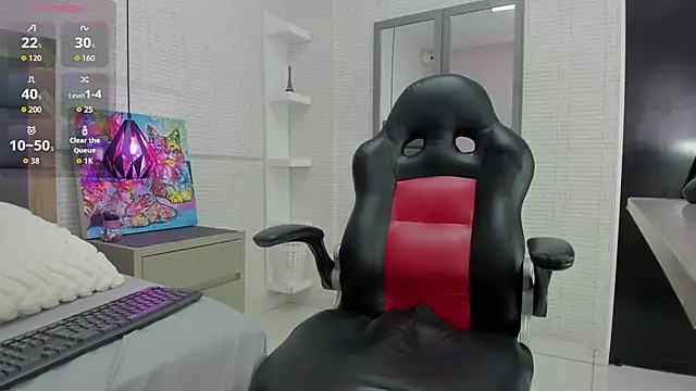MELANIGREEN1 online show from June 14, 12:16 pm