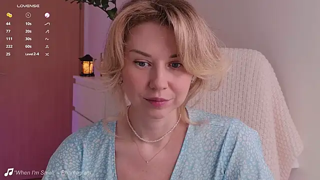 ellathemuse online show from June 22, 1:30 pm