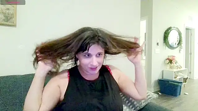 maddiliz online show from February 8, 1:31 am