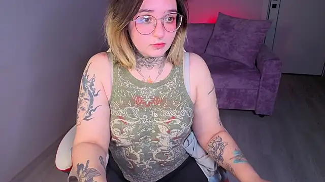 Eva Witcher online show from July 17, 2:16 am