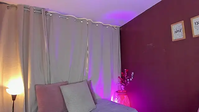 sensual fer online show from June 22, 12:35 pm