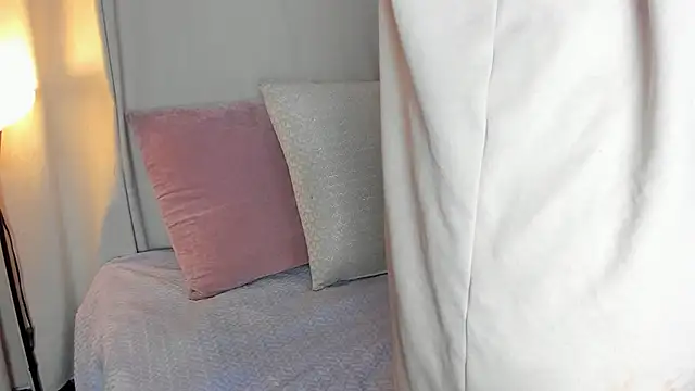 sensual fer online show from June 6, 12:33 pm