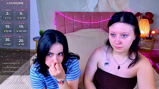 RuthHalll online show from July 6, 3:03 pm