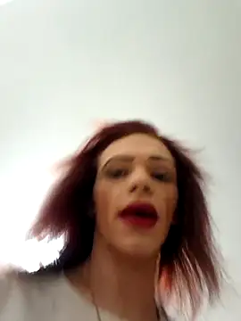 translady19 online show from June 25, 9:27 pm