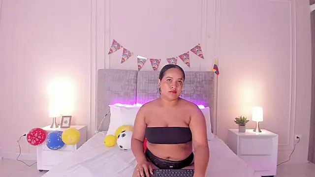 Emma-Velez online show from June 30, 12:04 pm