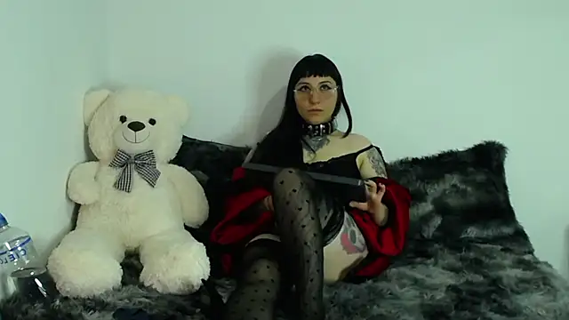 x lilith  online show from June 13, 11:13 pm