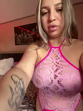 xLexi online show from July 25, 12:23 pm