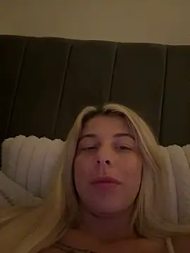 TaysummerB online show from June 16, 10:11 pm