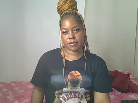 dehmyqueen online show from June 10, 7:12 pm