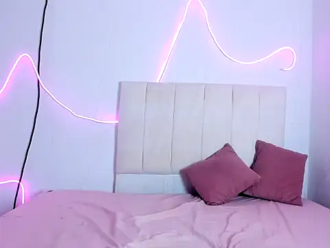 Dulcegatitaa online show from June 12, 9:34 pm