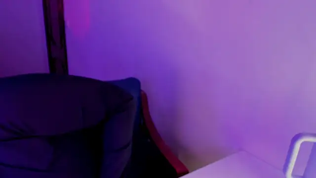 NicolePasqualott online show from February 5, 8:45 pm