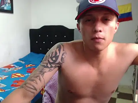 Stiiveen777 online show from July 24, 8:38 pm