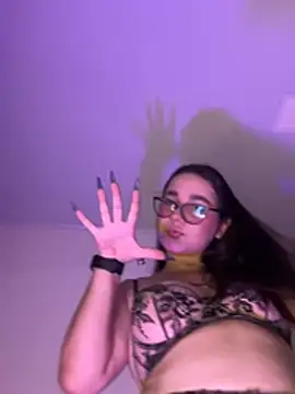 liadakota  online show from June 20, 2:15 am