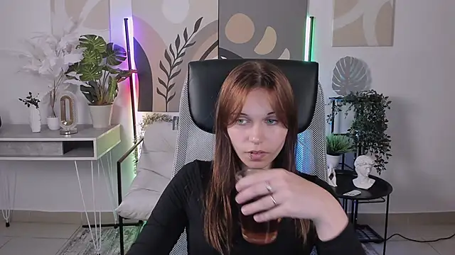 KayaFederico online show from June 28, 1:07 pm