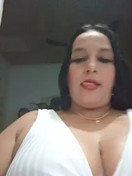 sofiacalientica online show from July 3, 11:22 pm