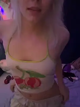 LilyMintyx online show from June 28, 9:43 pm