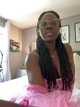 gratefullgoddessj online show from June 26, 7:37 pm