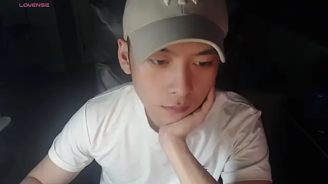 yichen008 online show from July 23, 9:23 pm