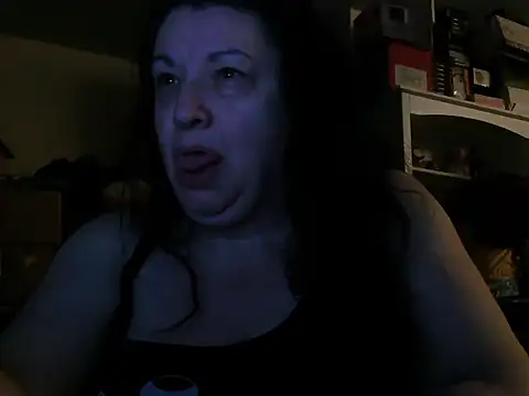 shadowdashlyla online show from July 9, 5:43 am