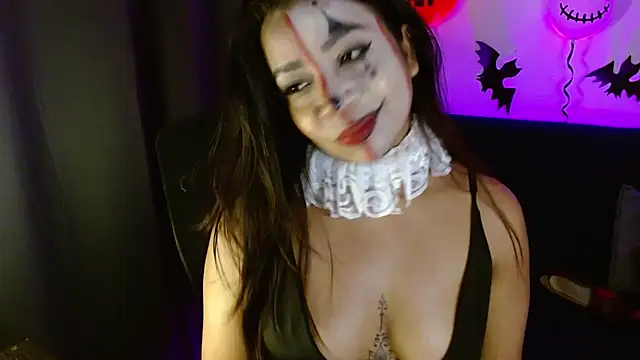 lispetite online show from October 31, 7:12 am