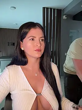 Snapshot of Carolina_Novoa chatting on October 22, 7:19 pm Carolina Novoa online show from October 22, 7:19 pm
