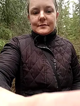 SwedishJennifer online show from April 6, 12:28 pm